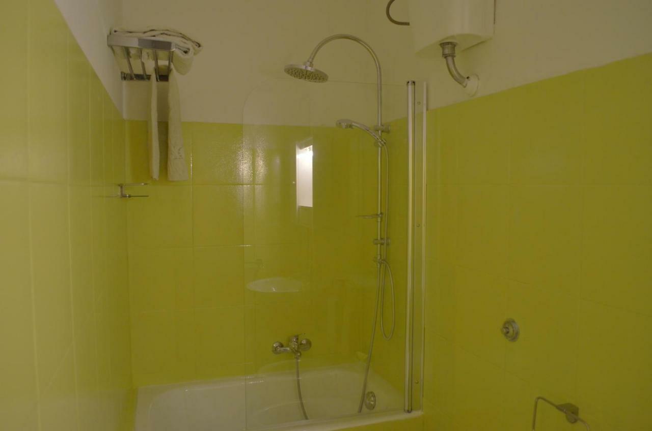 Dimora Essenza Apartment รูติเญียโน ภายนอก รูปภาพ